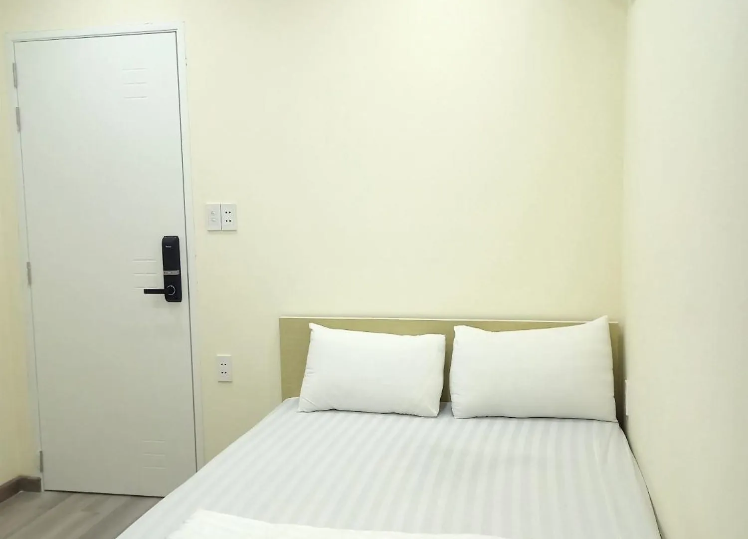 Indo Serviced Apartment Хошимин 0*,  Вьетнам